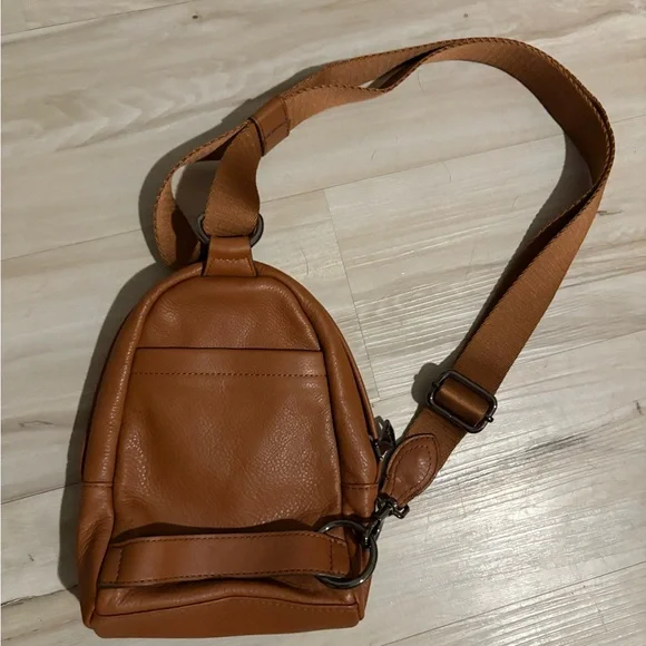 Aimee Kestenberg Brown Leather Crossbody Bag - Picture 6 of 7